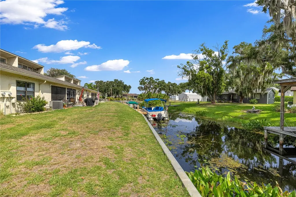 2226 Cypress Cove Drive Tavares FL 32778