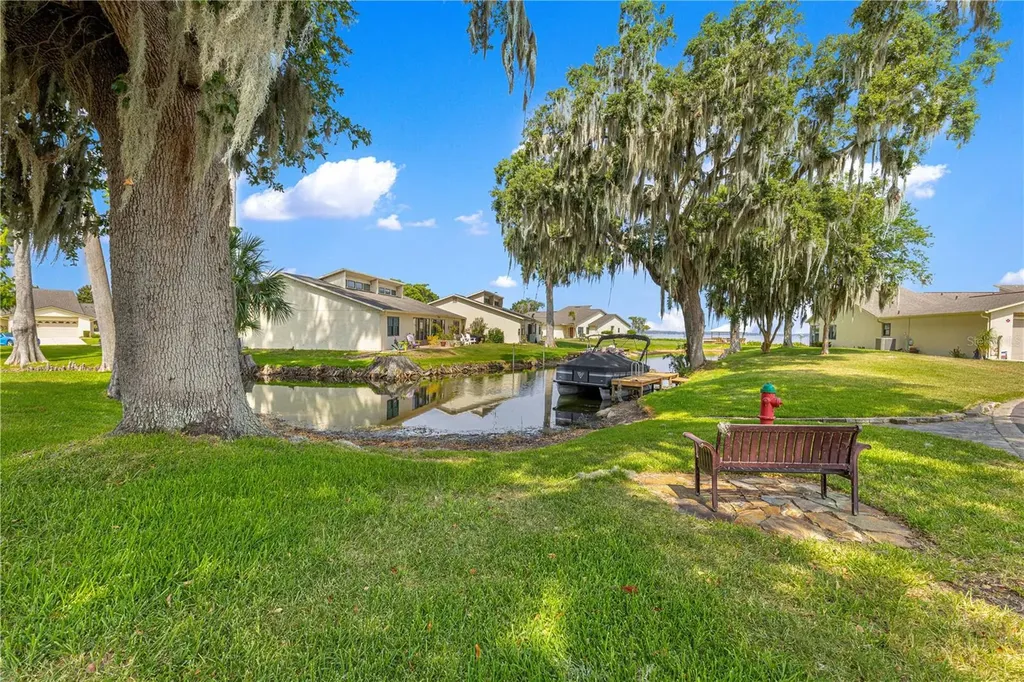 2226 Cypress Cove Drive Tavares FL 32778
