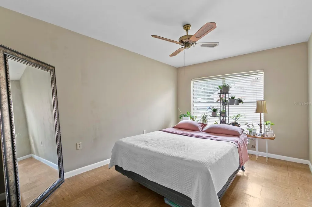 1804 Green Lawn Street Brandon FL 33511