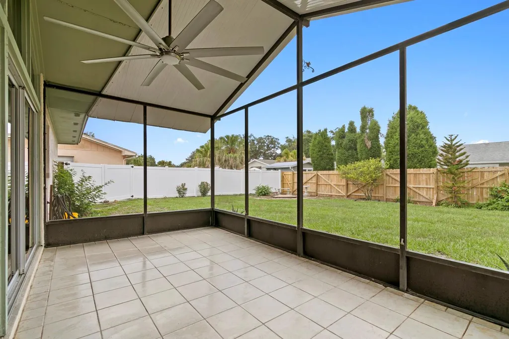 1804 Green Lawn Street Brandon FL 33511