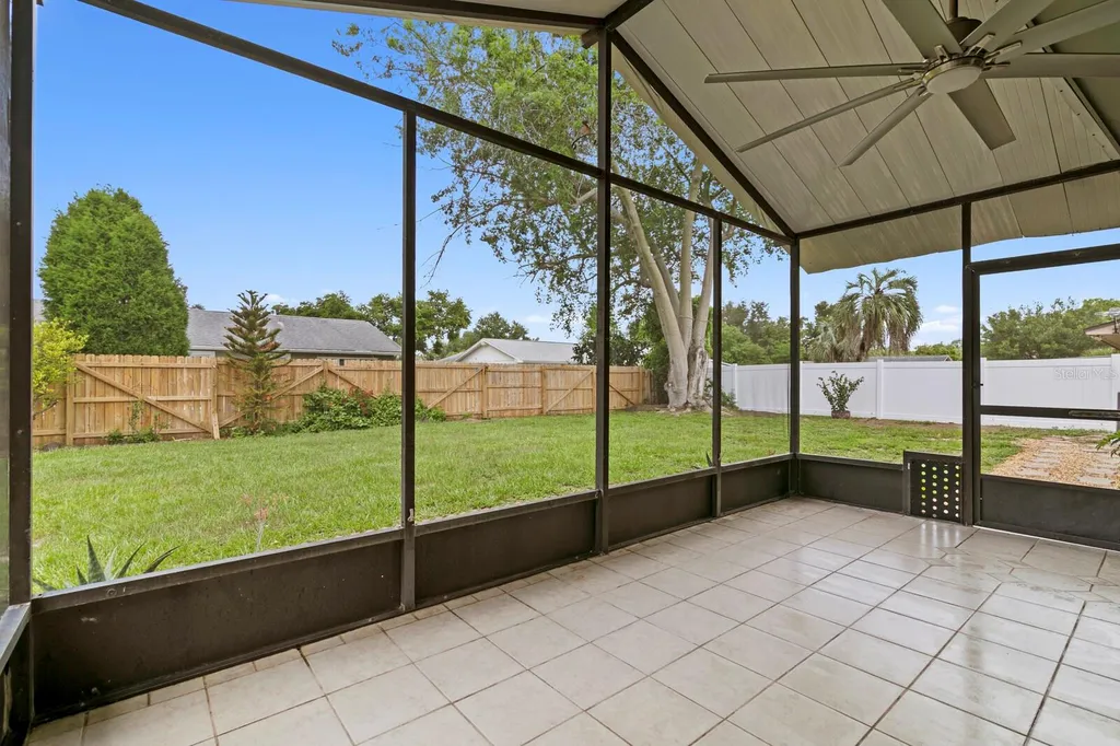 1804 Green Lawn Street Brandon FL 33511