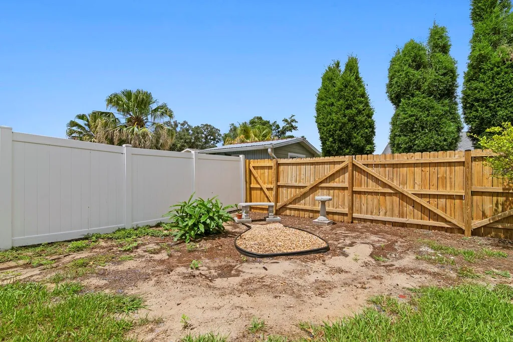 1804 Green Lawn Street Brandon FL 33511