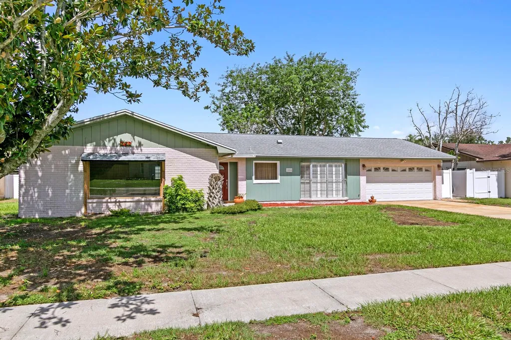 1804 Green Lawn Street Brandon FL 33511