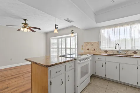 1804 Green Lawn Street Brandon FL 33511