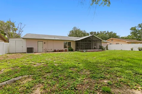 1804 Green Lawn Street Brandon FL 33511