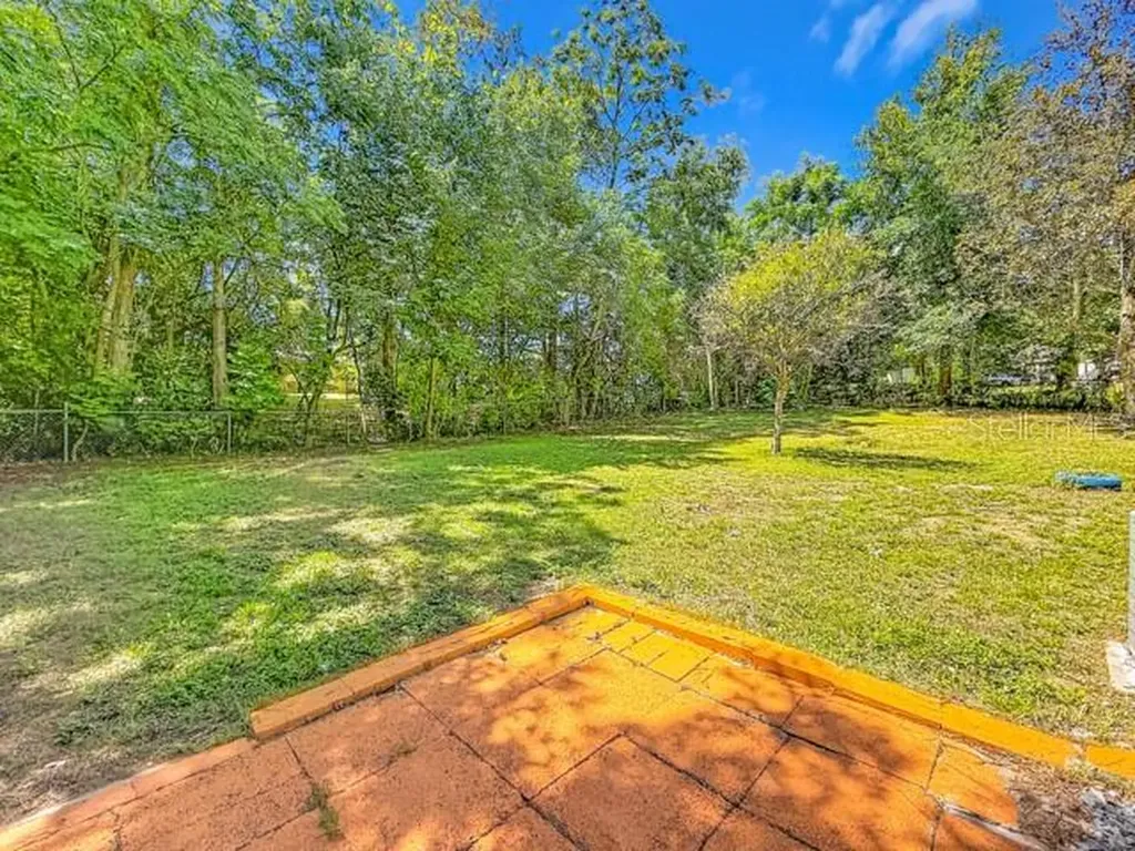 47 Lake Court Loop Ocala FL 34472