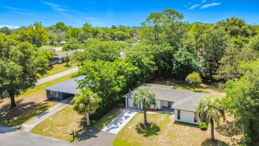 47 Lake Court Loop Ocala FL 34472