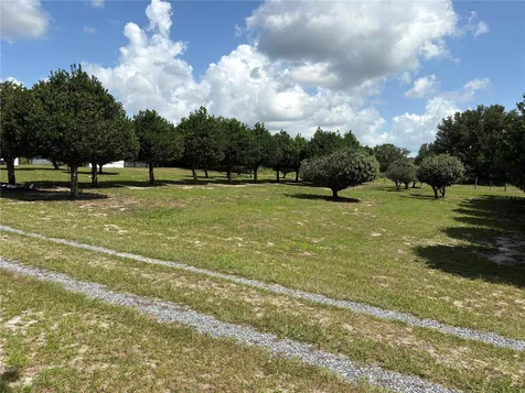 1238 S Us 301 Sumterville FL 33585