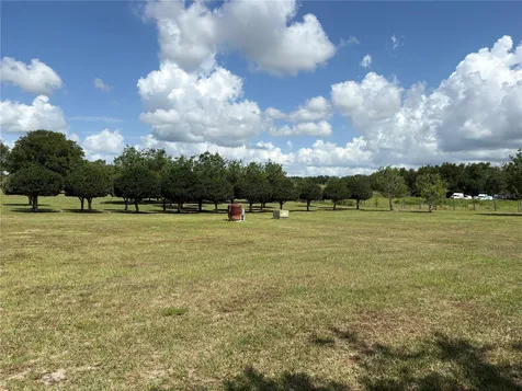 1238 S Us 301 Sumterville FL 33585