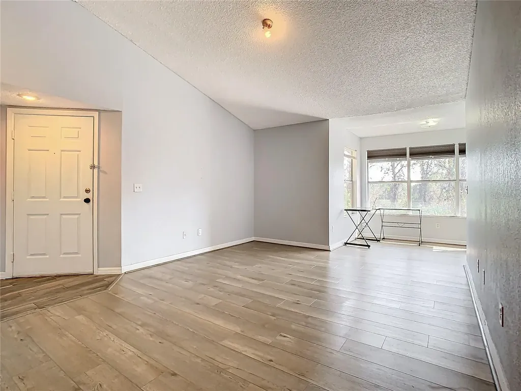 5144 Conroy Road Orlando FL 32811