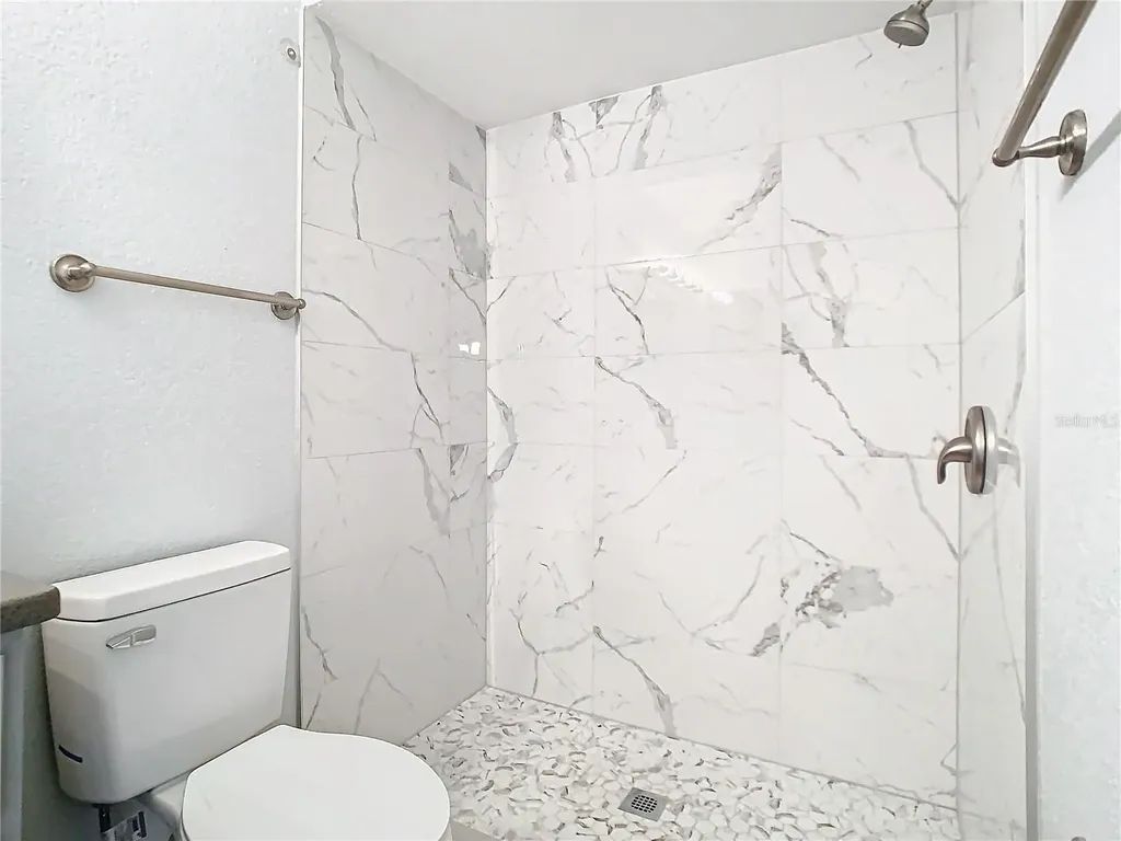 5144 Conroy Road Orlando FL 32811