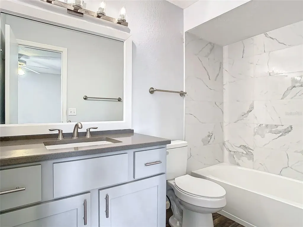 5144 Conroy Road Orlando FL 32811