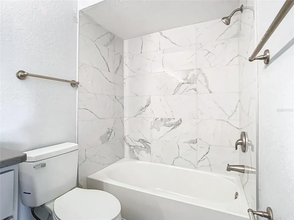 5144 Conroy Road Orlando FL 32811