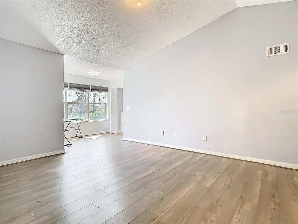 5144 Conroy Road Orlando FL 32811