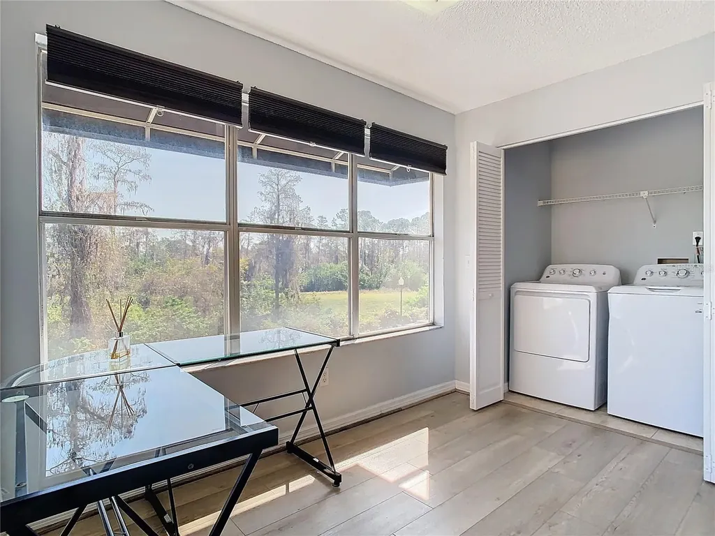 5144 Conroy Road Orlando FL 32811