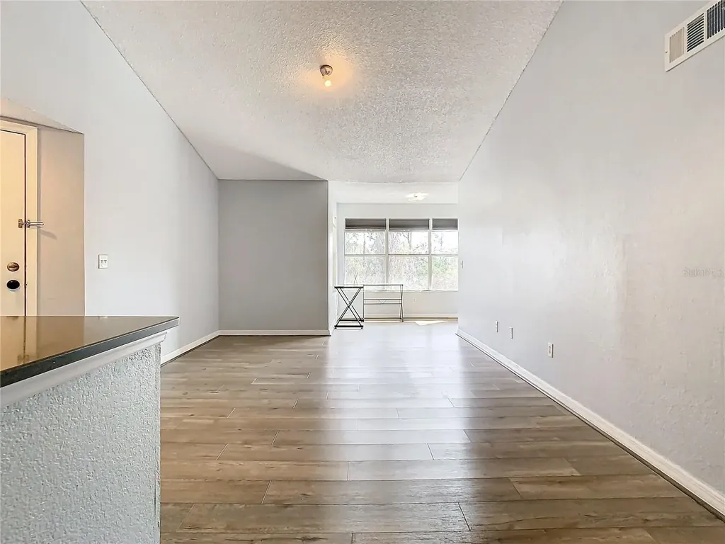 5144 Conroy Road Orlando FL 32811