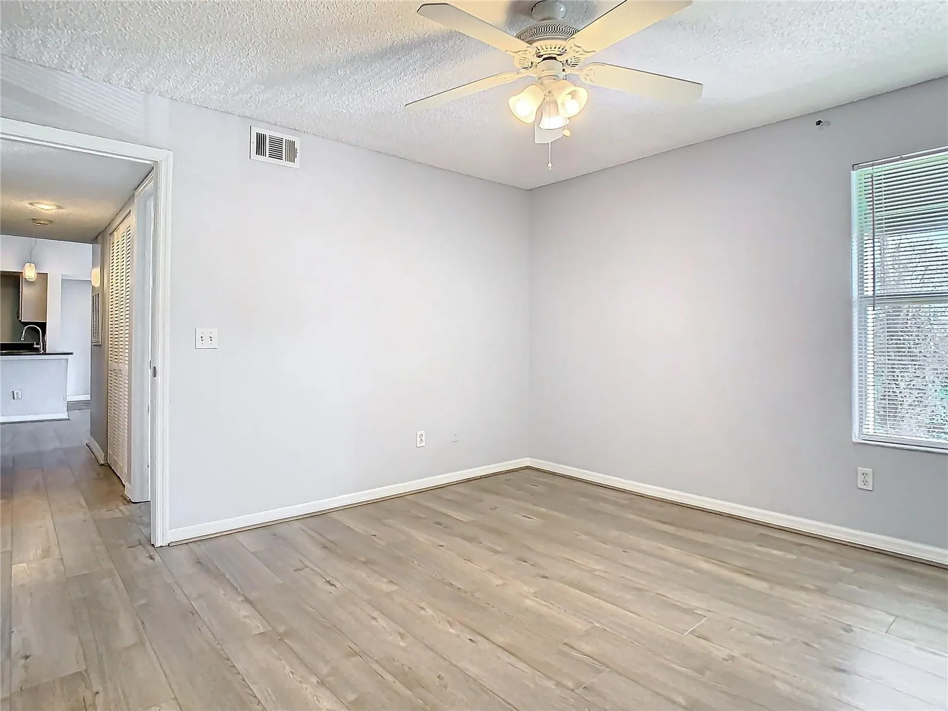 5144 Conroy Road Orlando FL 32811