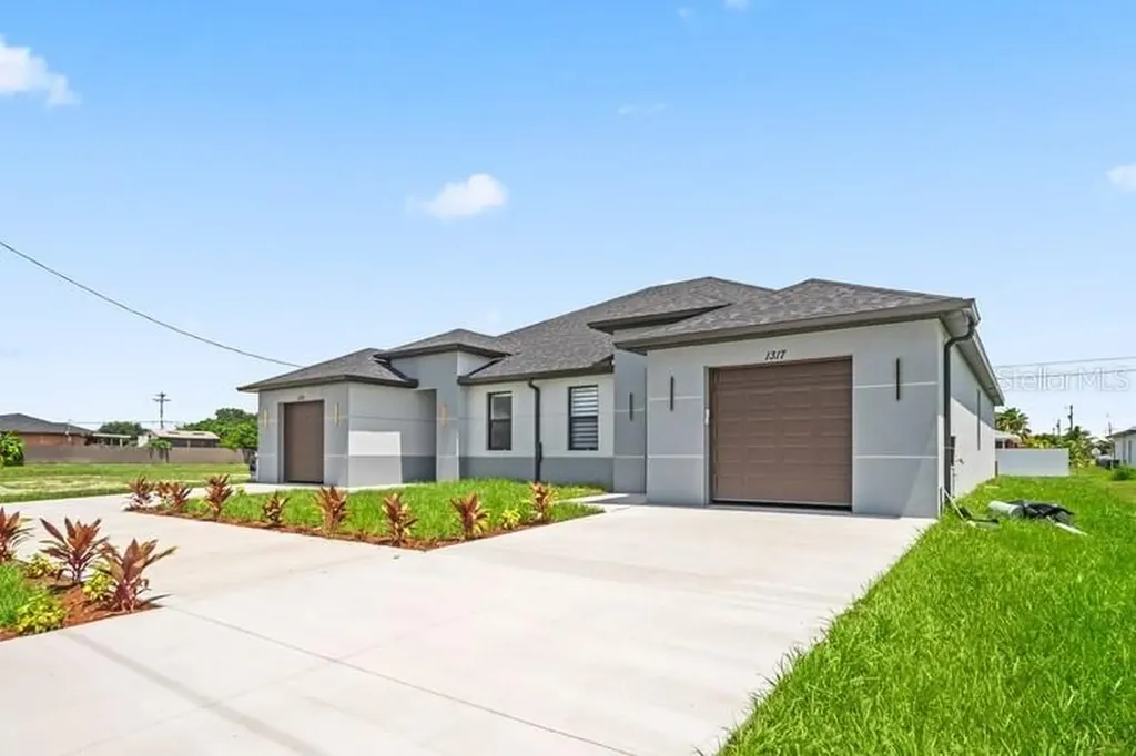 1315/1317 Diplomat Parkway E Cape Coral FL 33909