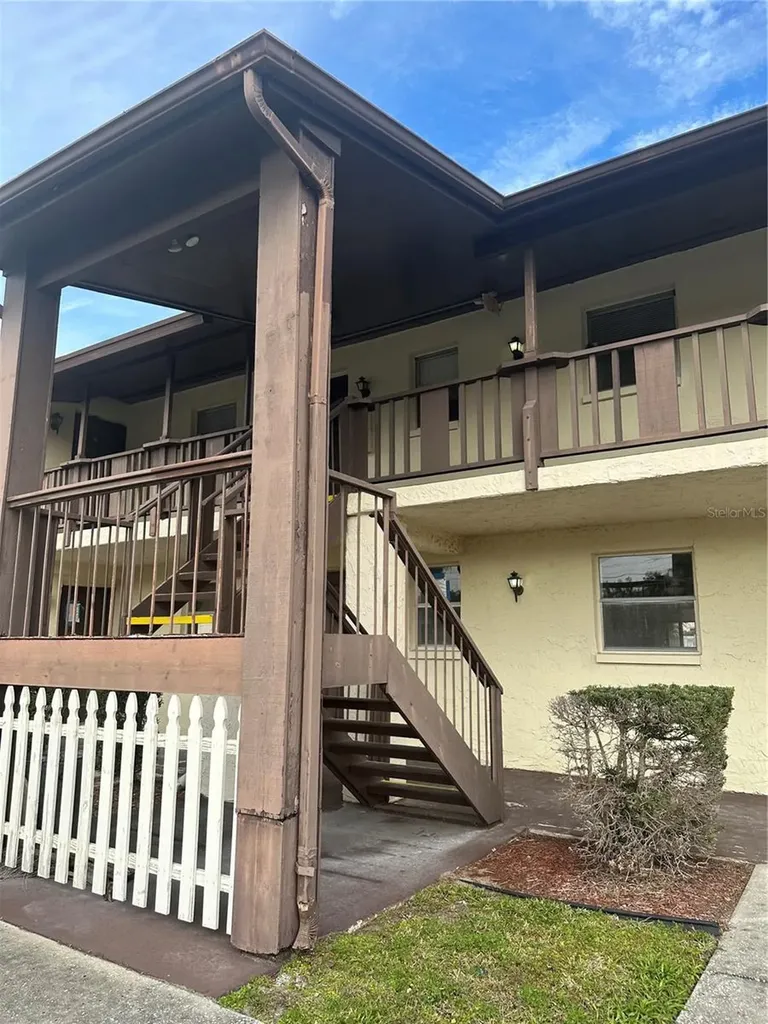 8440 Old Post Road Port Richey FL 34668