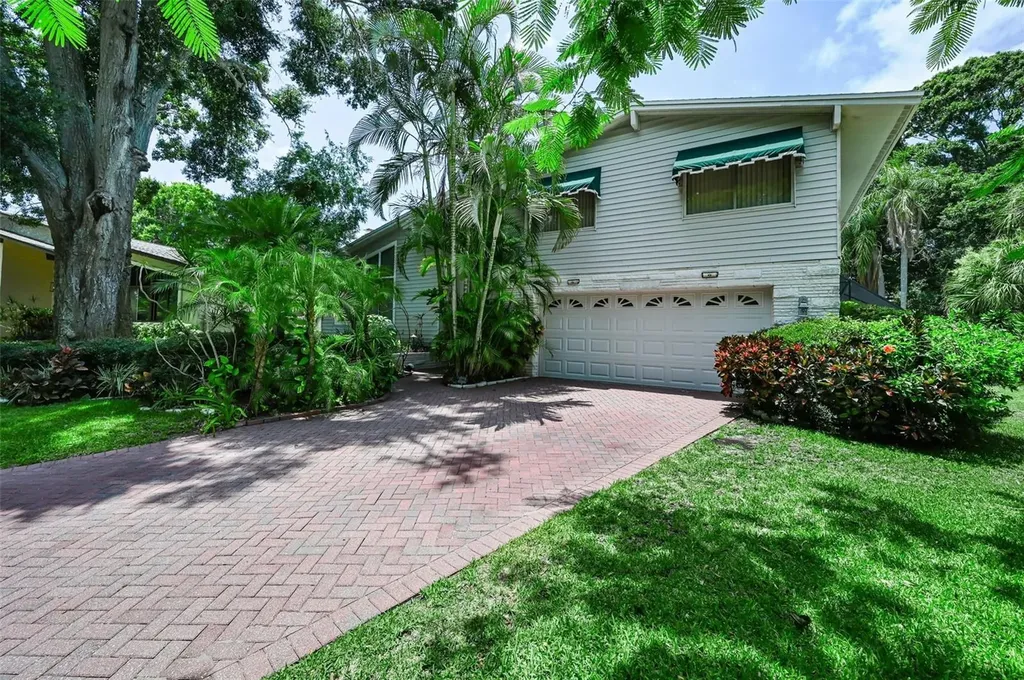 14279 85th Avenue Seminole FL 33776