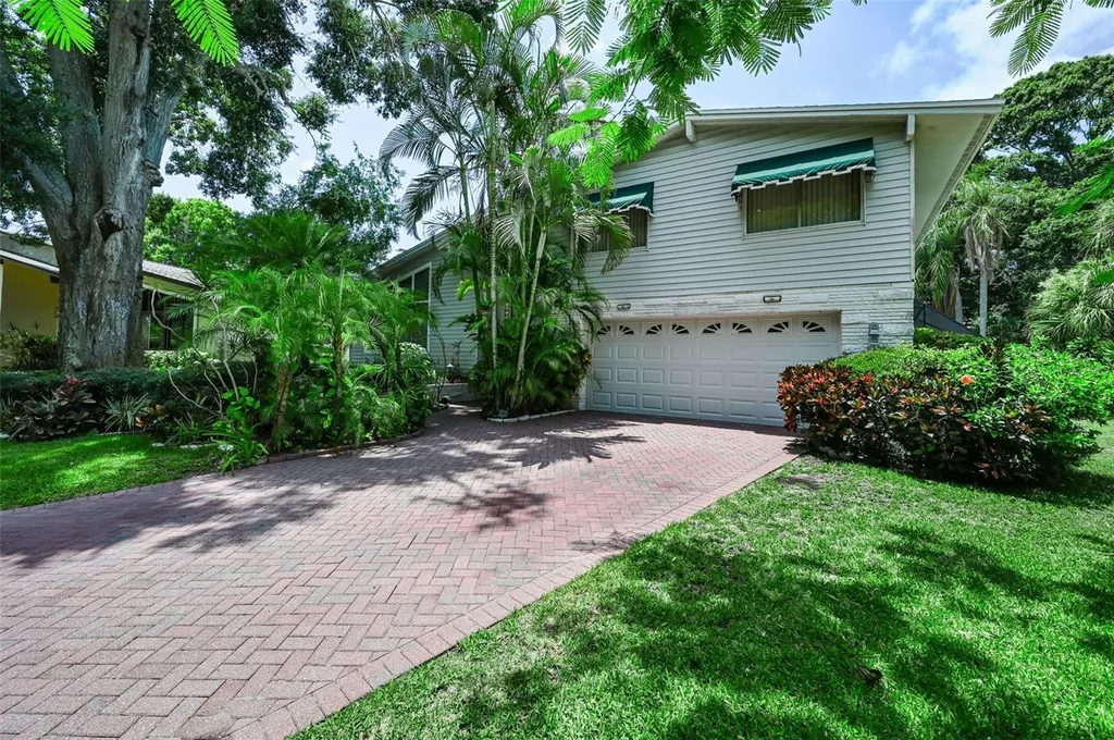 14279 85th Avenue Seminole FL 33776