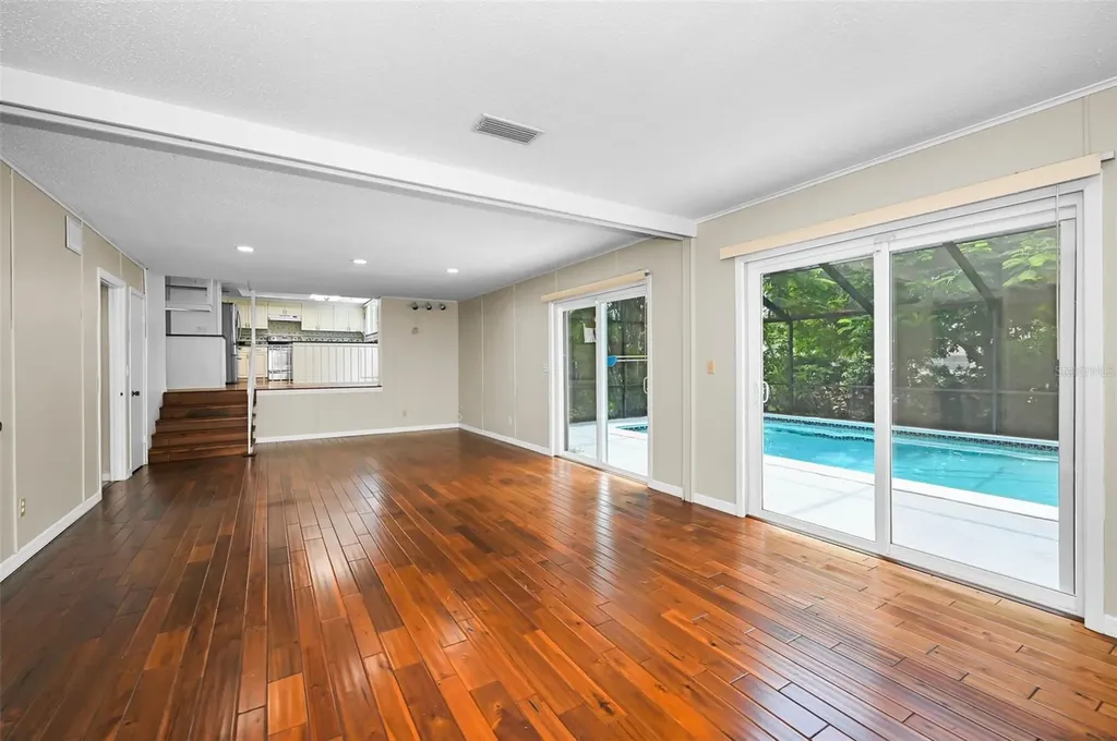 14279 85th Avenue Seminole FL 33776