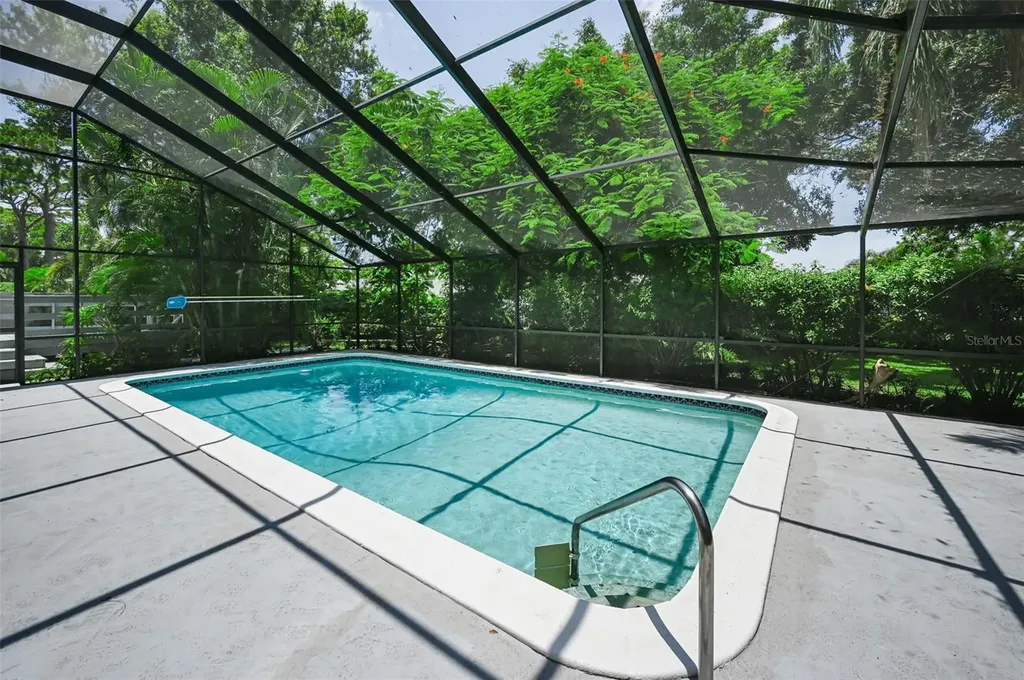 14279 85th Avenue Seminole FL 33776