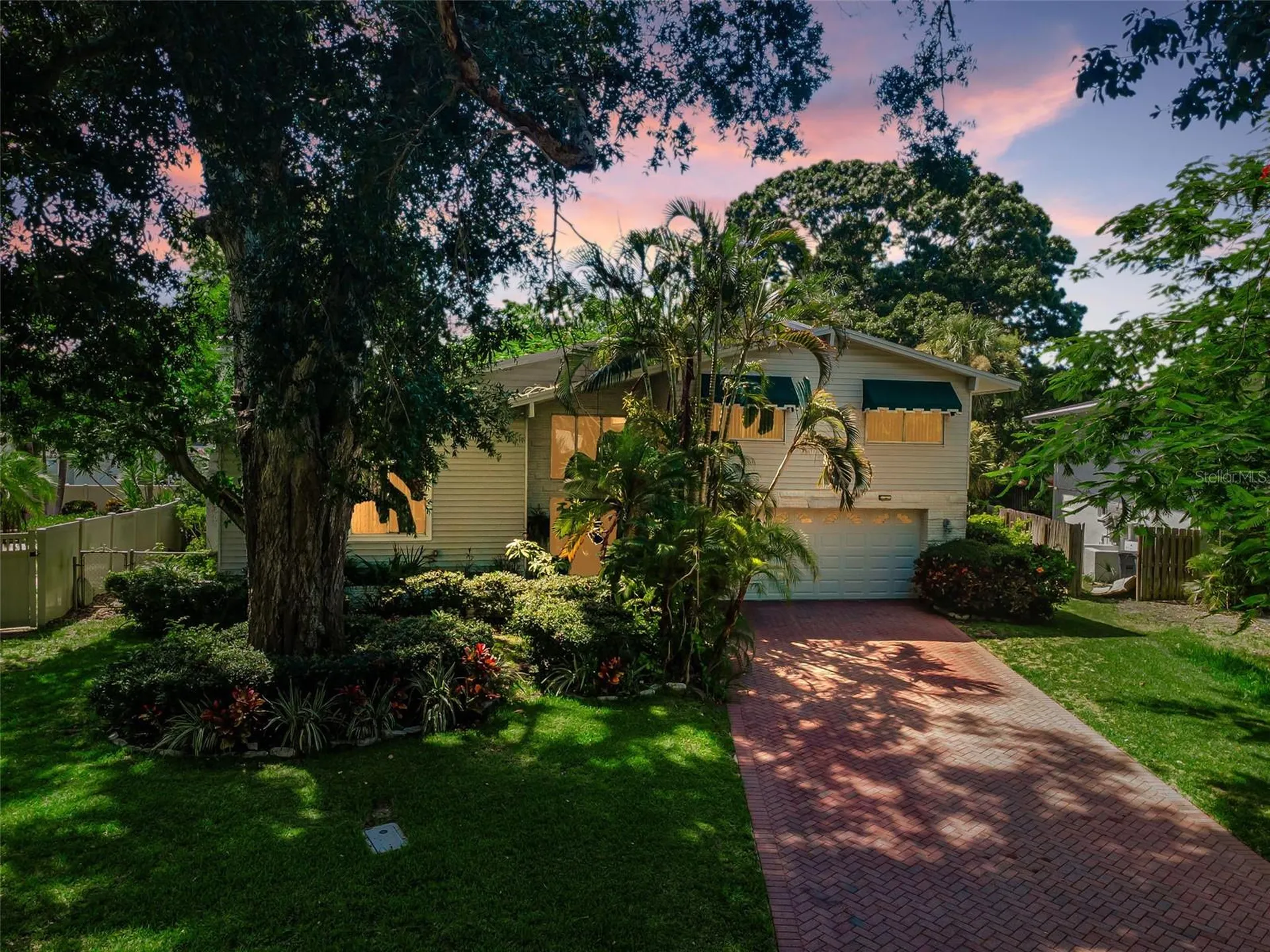 14279 85th Avenue Seminole FL 33776