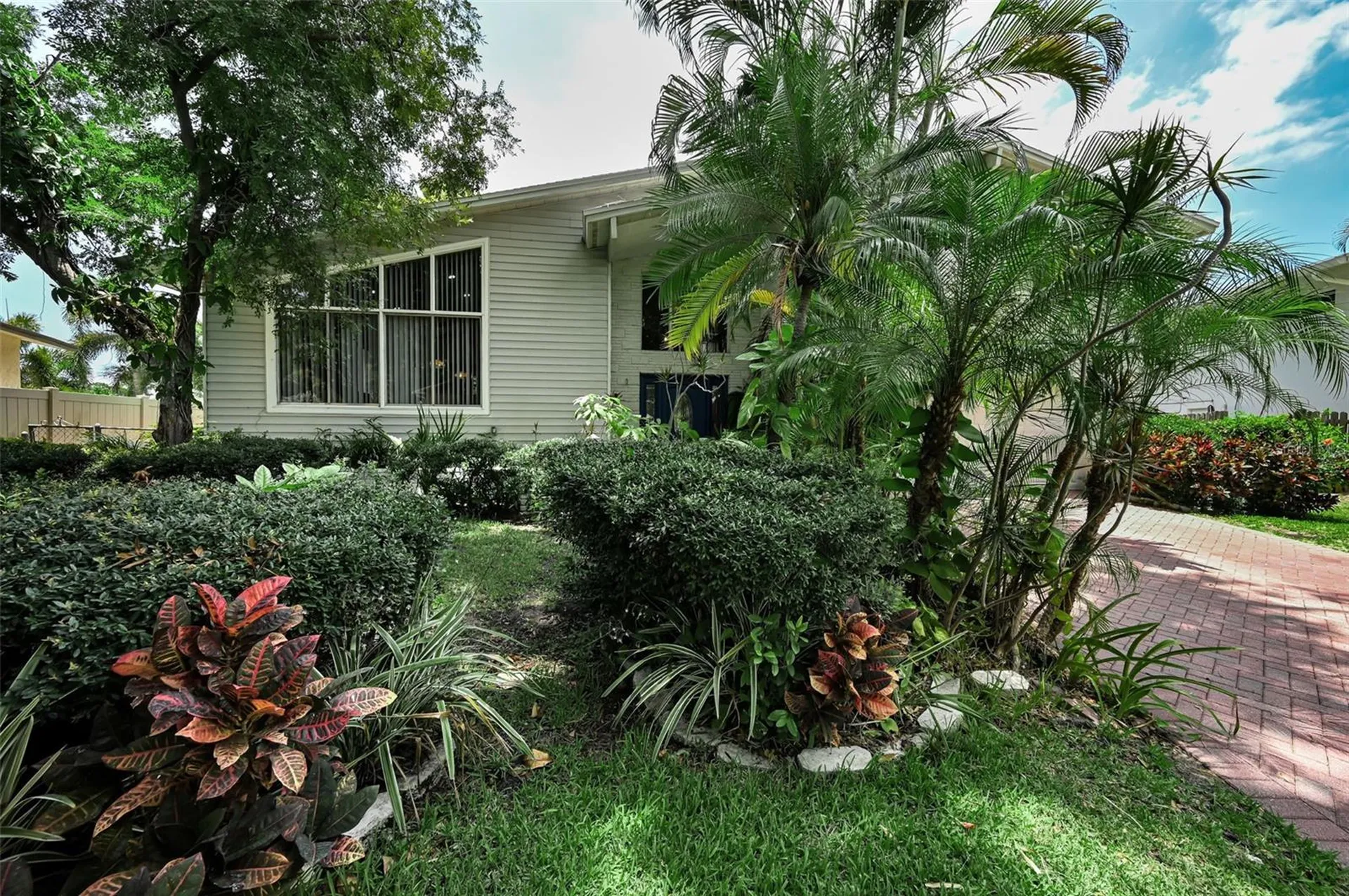 14279 85th Avenue Seminole FL 33776