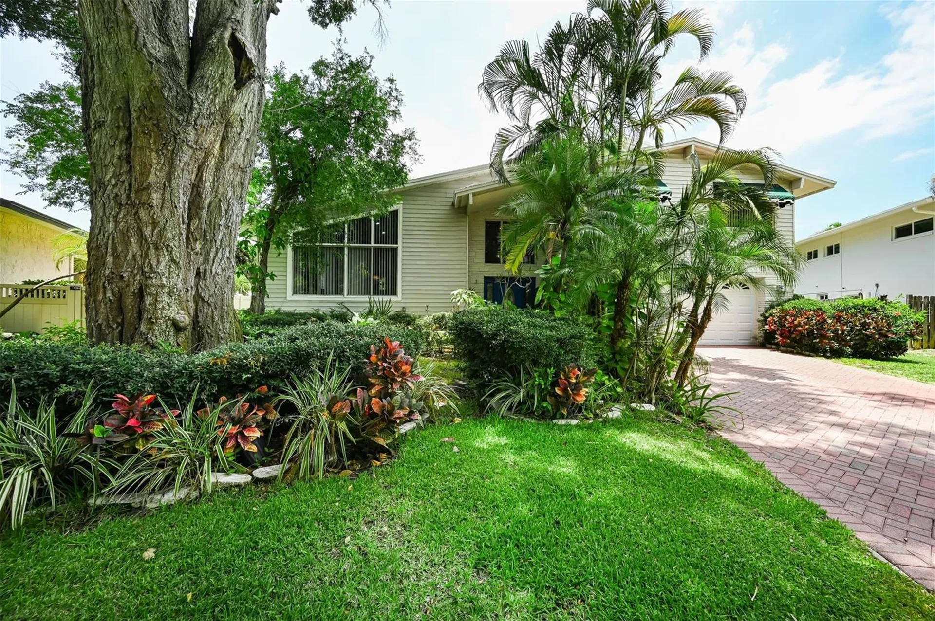 14279 85th Avenue Seminole FL 33776