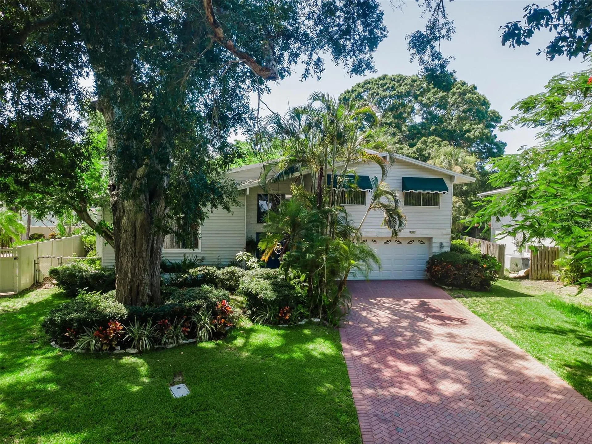 14279 85th Avenue Seminole FL 33776