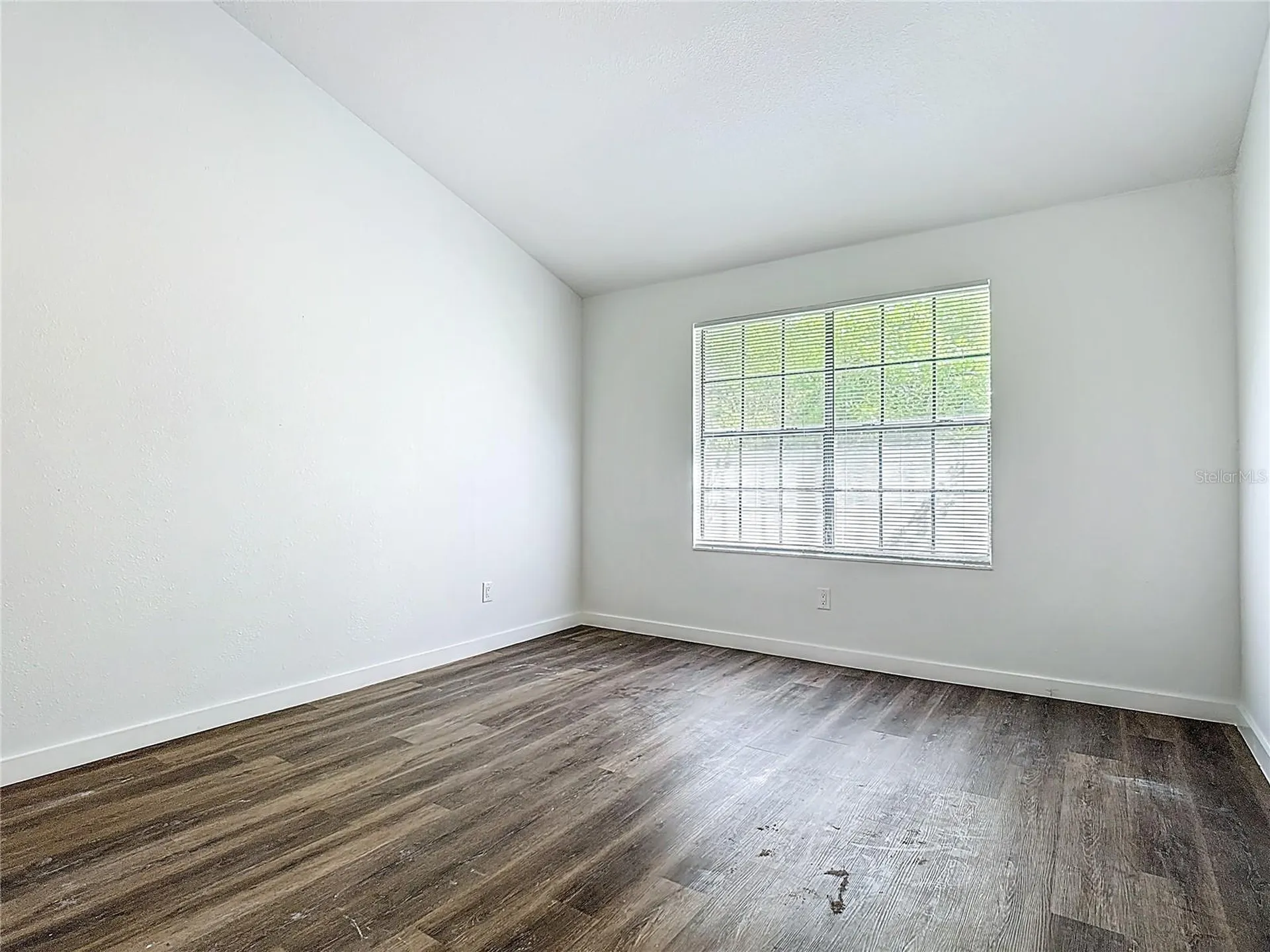 2717 N Poinciana Boulevard Kissimmee FL 34746