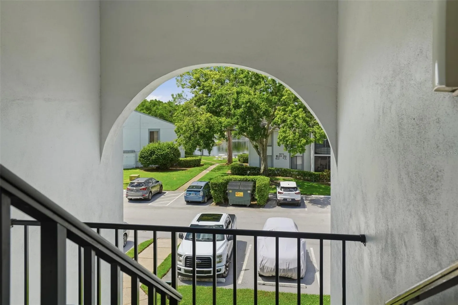1182 Pine Ridge Circle W Tarpon Springs FL 34688