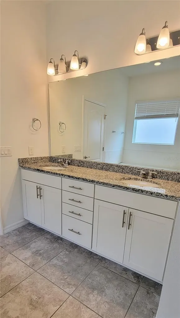 9185 Carmela Avenue Davenport FL 33897