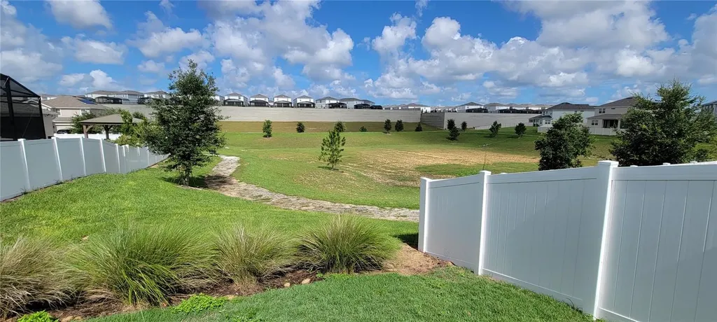 9185 Carmela Avenue Davenport FL 33897