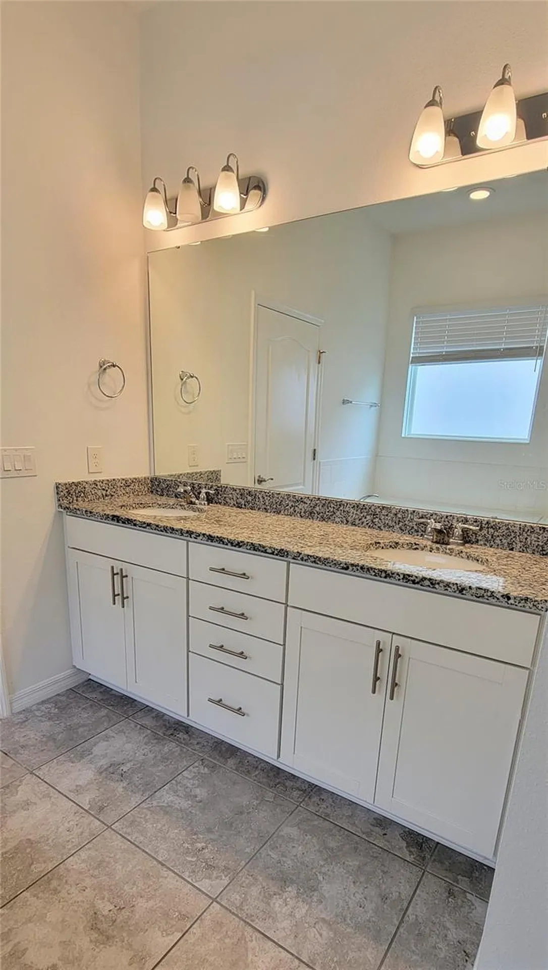 9185 Carmela Avenue Davenport FL 33897
