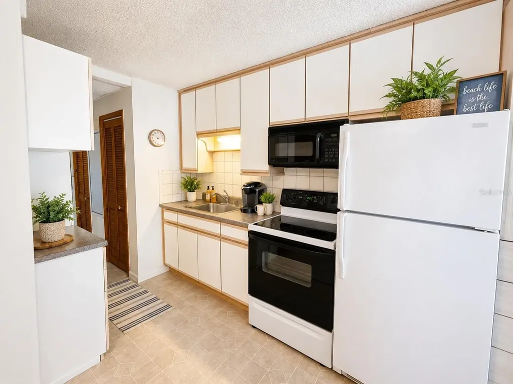 3727 S Atlantic Avenue Daytona Beach Shores FL 32118
