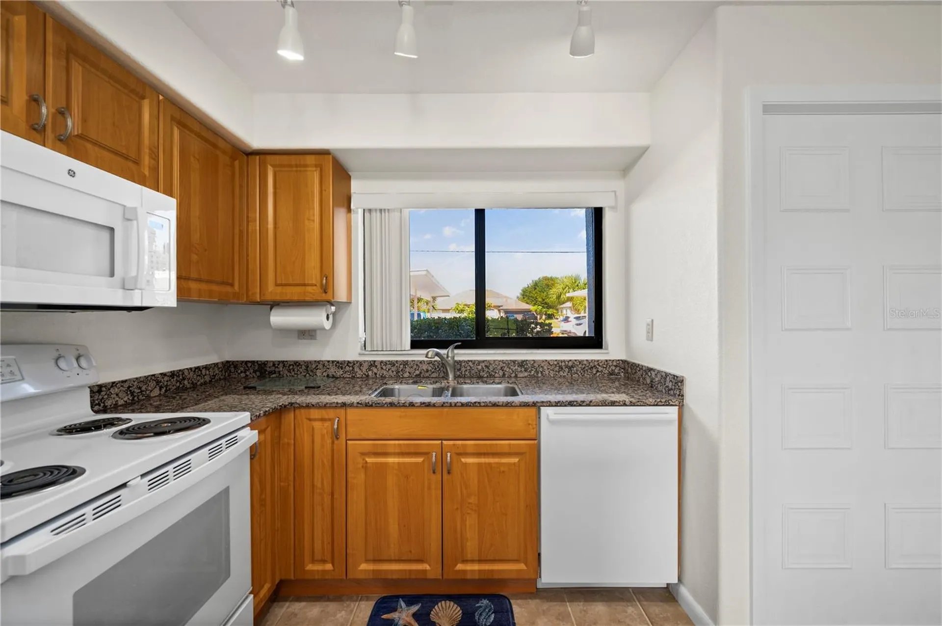 1356 Rio De Janeiro Avenue Punta Gorda FL 33983