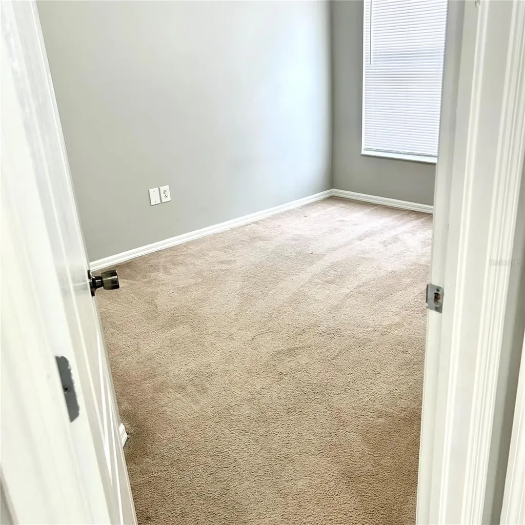 504 Maple Pointe Drive Seffner FL 33584