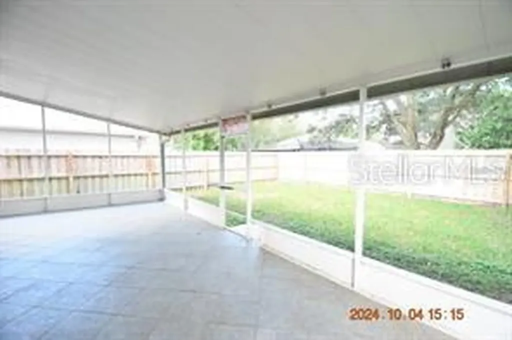 504 Maple Pointe Drive Seffner FL 33584