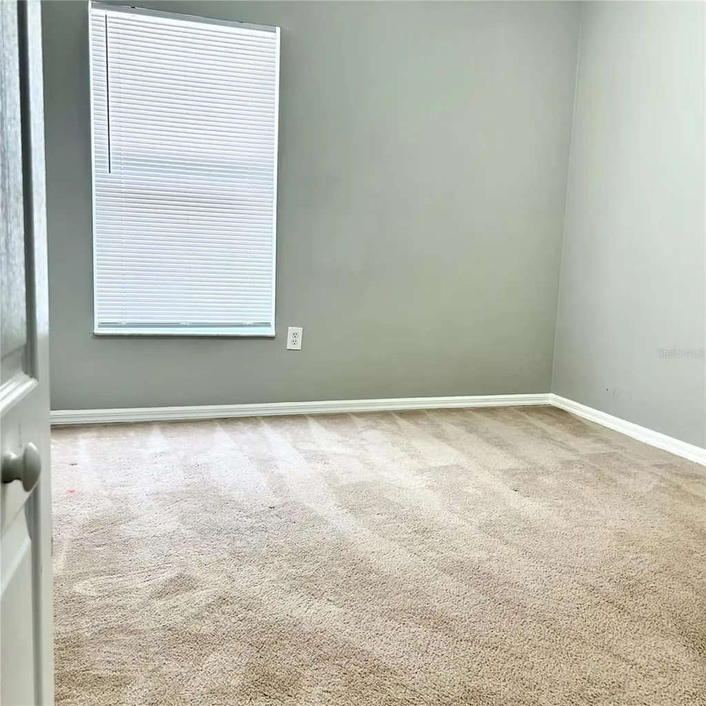 504 Maple Pointe Drive Seffner FL 33584
