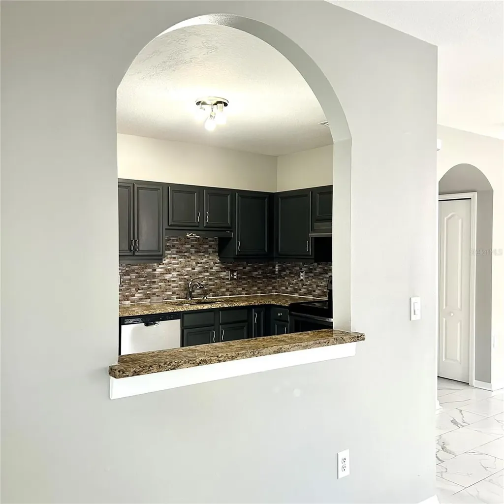 504 Maple Pointe Drive Seffner FL 33584