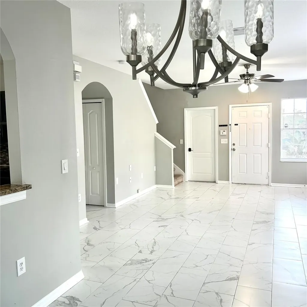 504 Maple Pointe Drive Seffner FL 33584