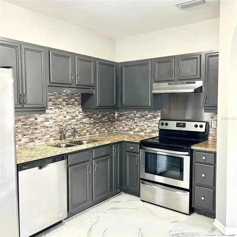 504 Maple Pointe Drive Seffner FL 33584