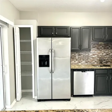 504 Maple Pointe Drive Seffner FL 33584