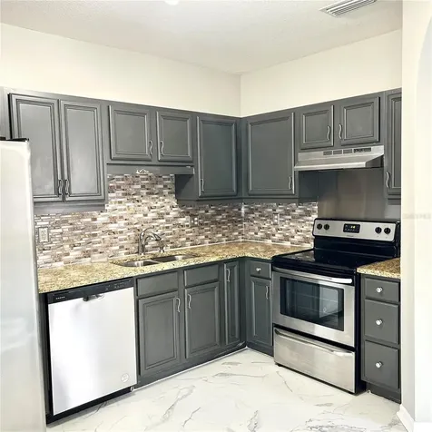 504 Maple Pointe Drive Seffner FL 33584