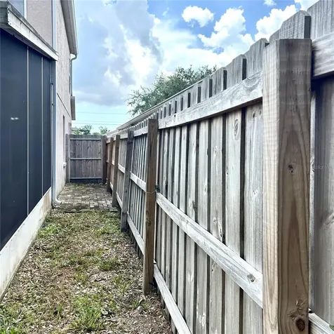 504 Maple Pointe Drive Seffner FL 33584