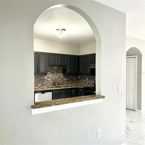504 Maple Pointe Drive Seffner FL 33584