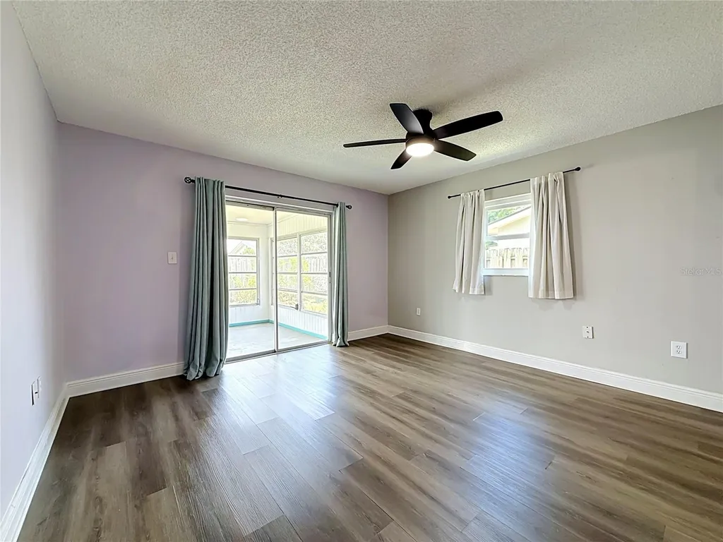 1405 Overcash Drive Dunedin FL 34698