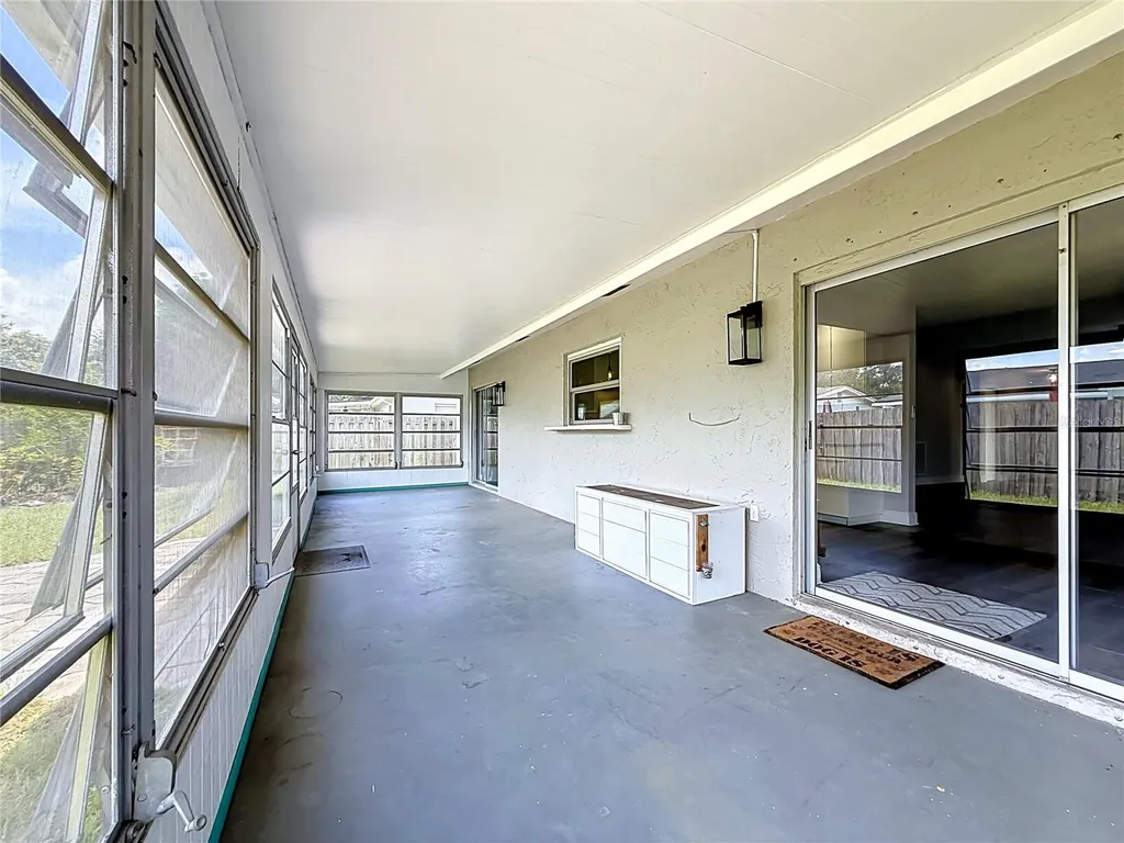 1405 Overcash Drive Dunedin FL 34698